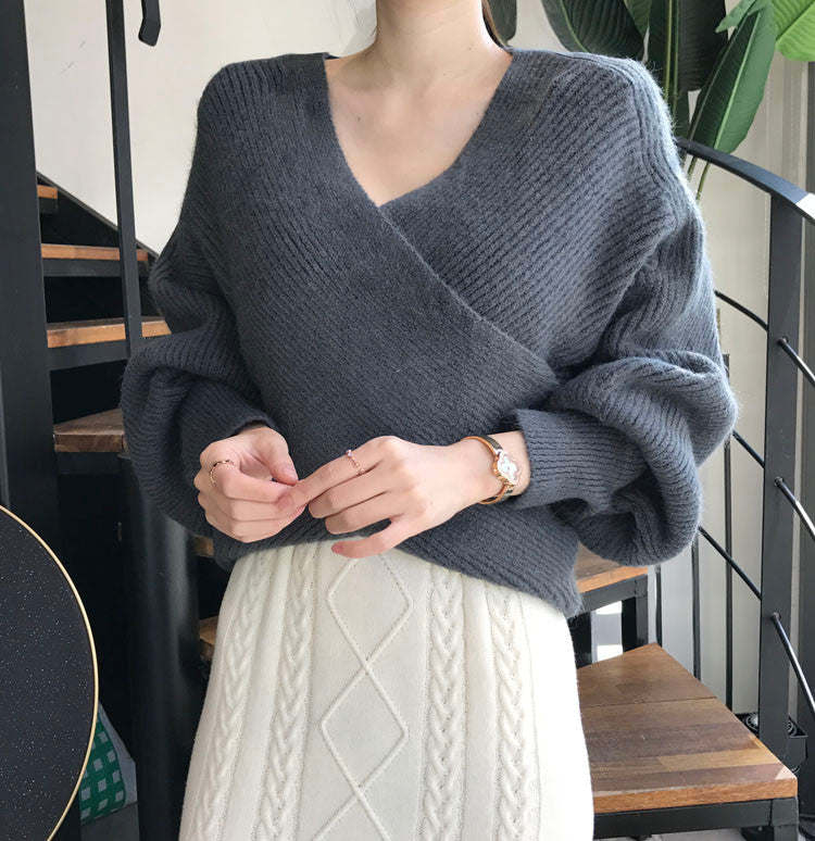 暖かい無地Ⅴネックニット｜トップス｜グレーの商品イメージ