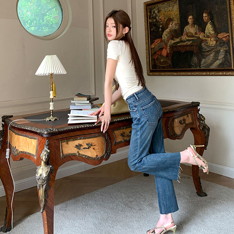 ハイウエストストレッチフレアジーンズヴィンテージウォッシュ裾切りっぱなし美脚抜群着｜ボトムスの商品イメージ