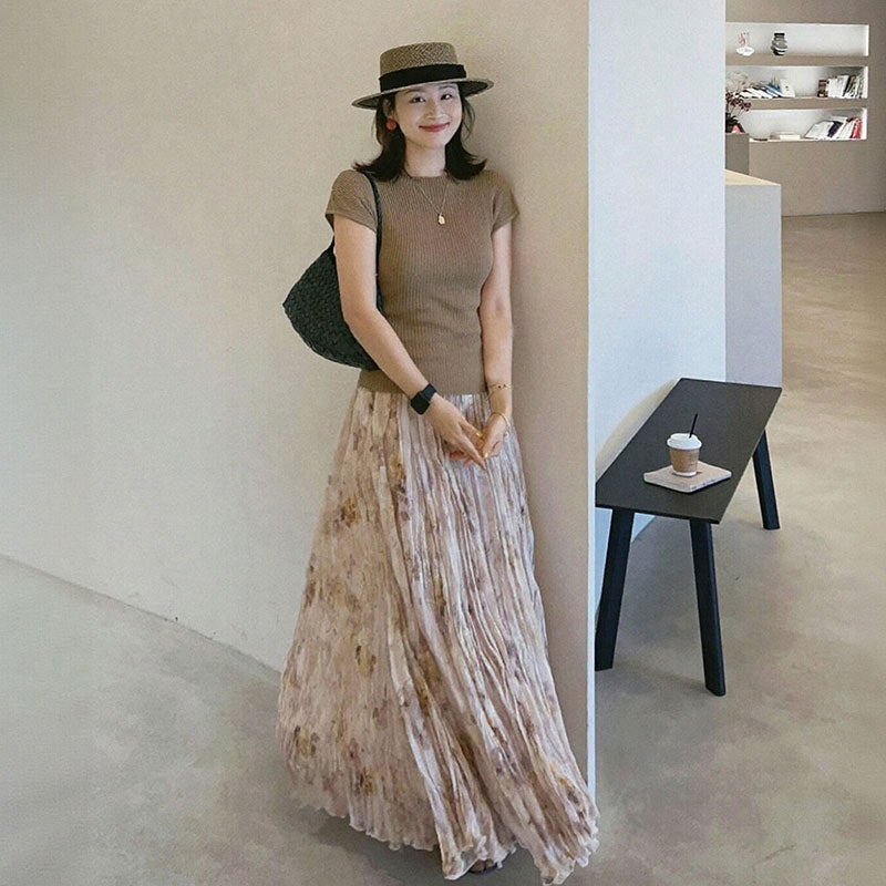 カシュクールニット半袖トップス＆花柄プリーツロングスカート上品｜セットアップ｜画像カラーの商品イメージ