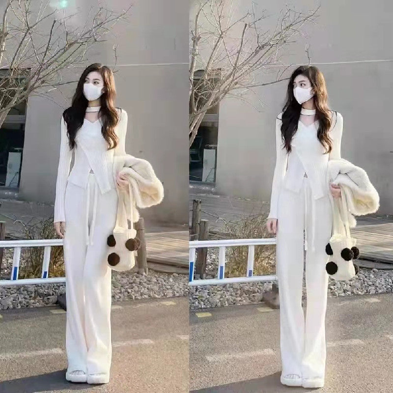 不規則ニットセータートップス＆無地ニットワイドレッグパンツセットアップ｜画像カラーの商品イメージ