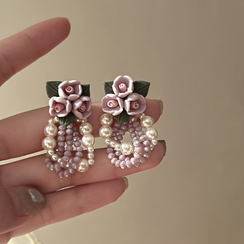 花びらビーズレトロピアス｜アクセサリーの商品イメージ