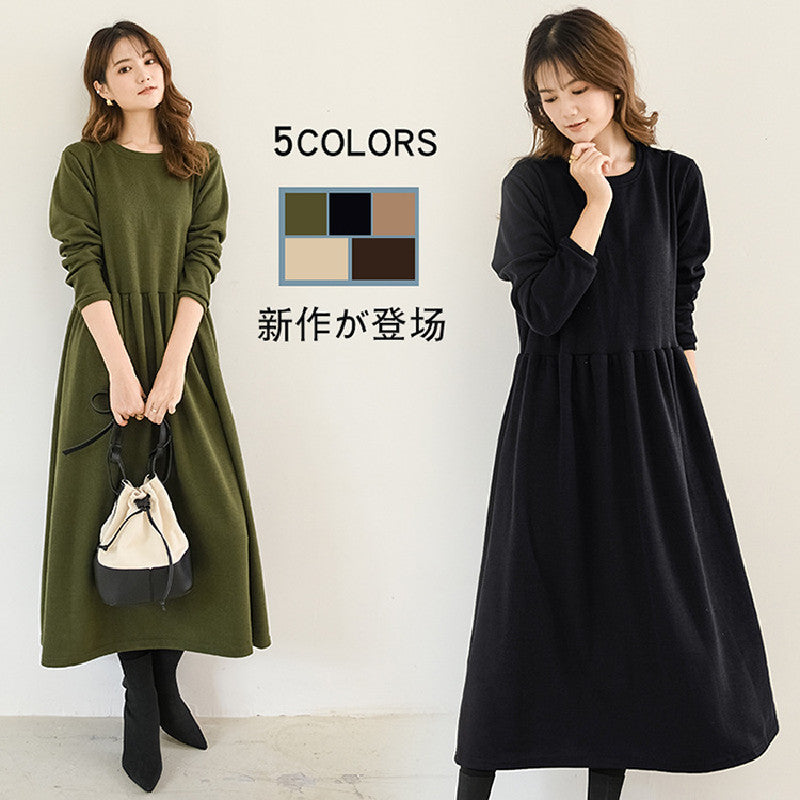 無地ラウンドネックロングワンピース｜ブラックの商品イメージ