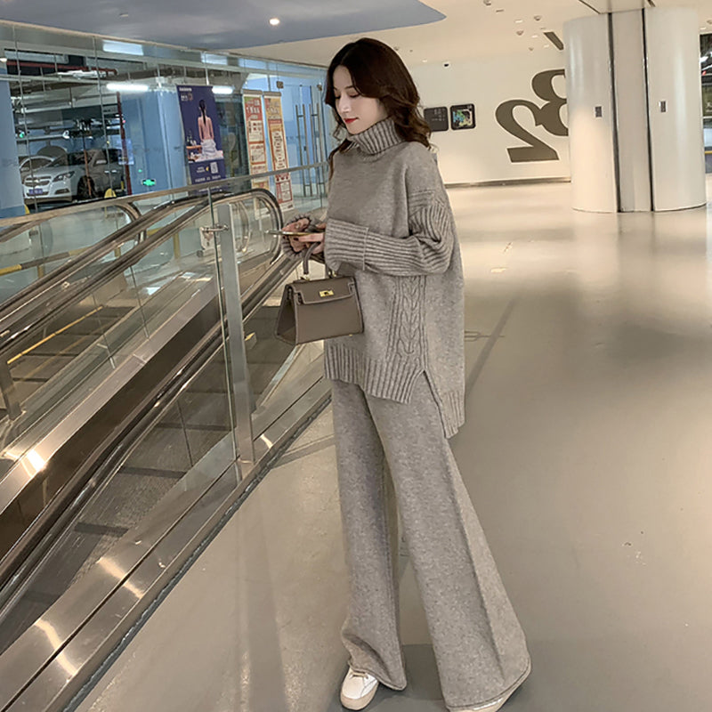 無地ハイネックスリットニットセーター＆ロングパンツセットアップ｜ベージュの商品イメージ