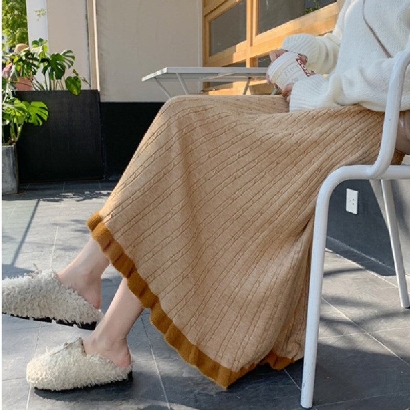 ニットロングAラインドレープスカート｜カーキの商品イメージ