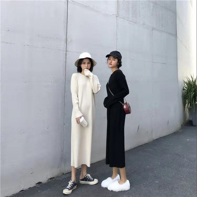 無地長袖ニットロングワンピース｜ホワイトの商品イメージ