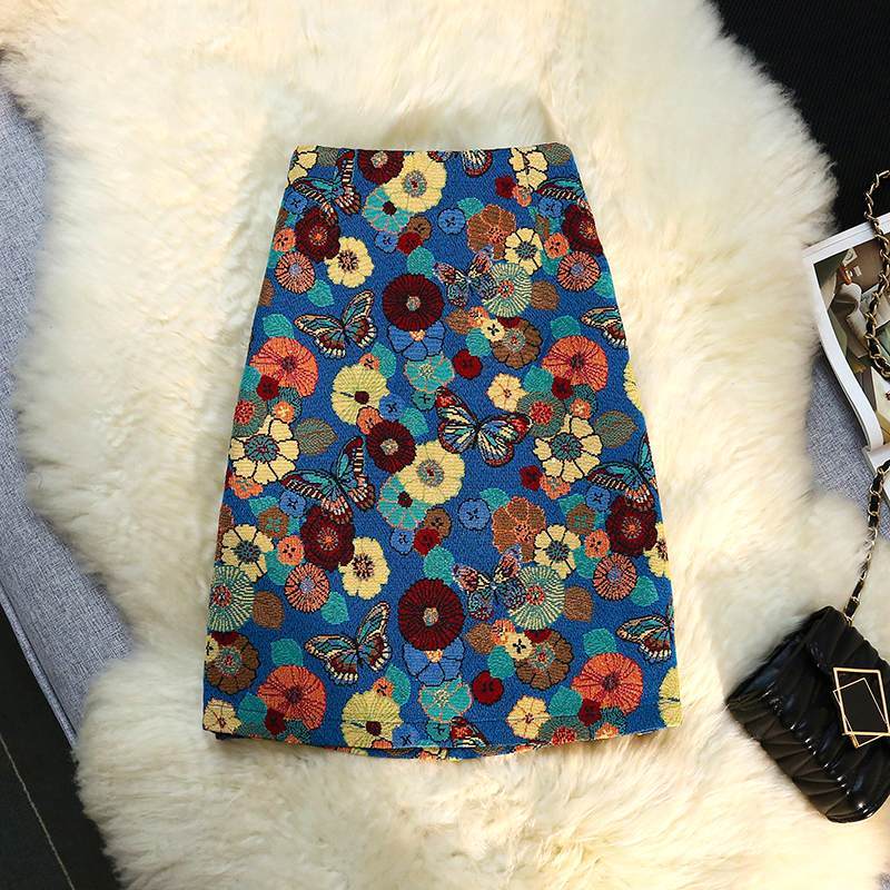 刺繍花柄蝶プリントスリットスカート｜ボトムス｜ロング丈の商品イメージ